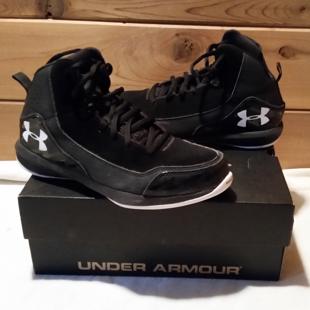 Under Armor Basketball Shoes - BGS Jet